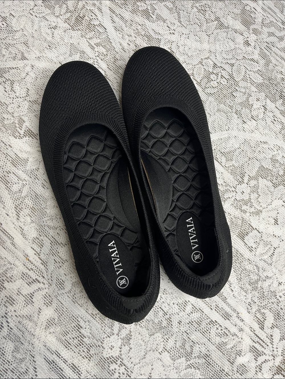 VIVAIA Round Toe Ballet Flats
Claire Black Size EU 38.5 NWOT
